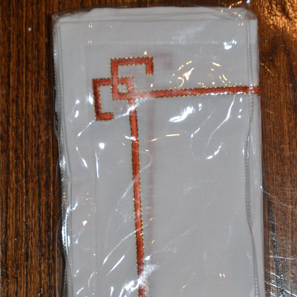 RARE KIM SEYBERT FINE LIVING 4 ORANGE EMBROIDERED GREEK KEY 21" DINNER NAPKIN